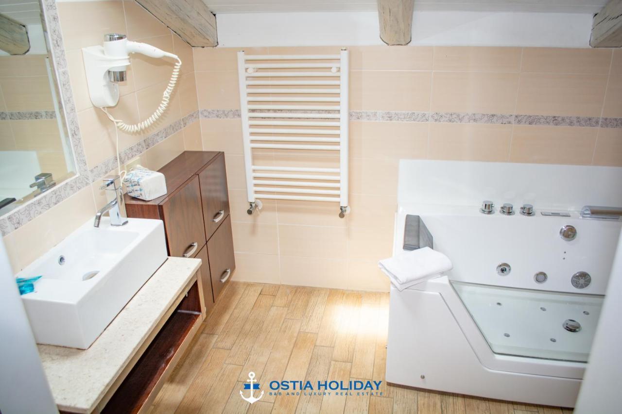 Ostia Holiday Greed Palace Extérieur photo