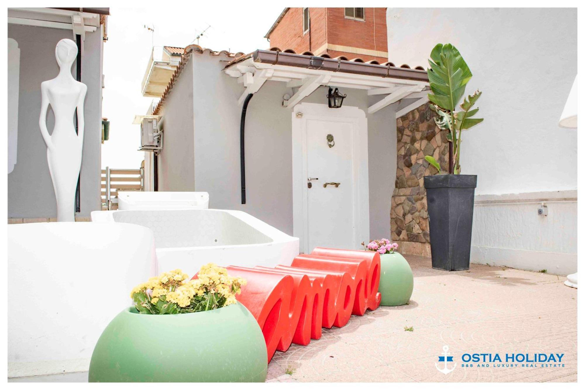 Ostia Holiday Greed Palace Extérieur photo
