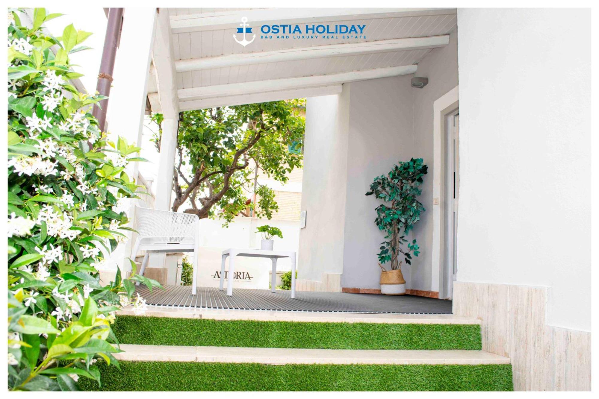 Ostia Holiday Greed Palace Extérieur photo