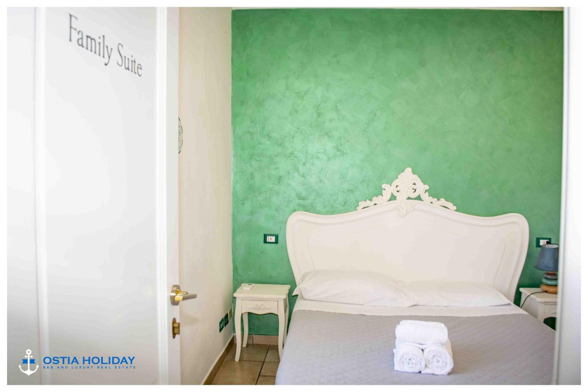 Ostia Holiday Greed Palace Extérieur photo